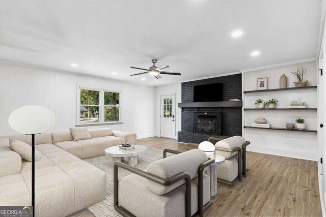 412 Derbyshire Drive, Stone Mountain, GA 30088