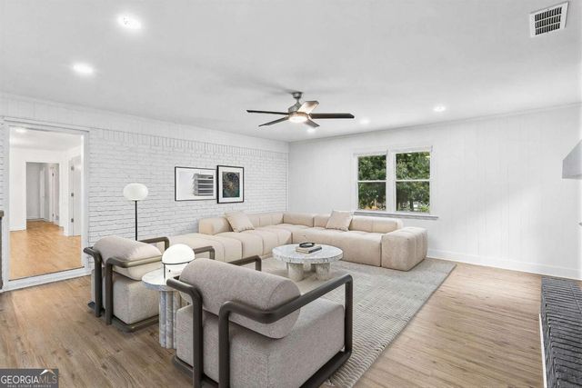 412 Derbyshire Drive, Stone Mountain, GA 30088