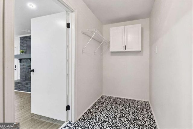 412 Derbyshire Drive, Stone Mountain, GA 30088