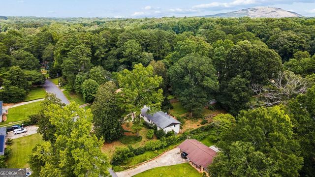 412 Derbyshire Drive, Stone Mountain, GA 30088