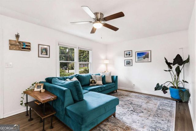 412 Derbyshire Drive, Stone Mountain, GA 30088