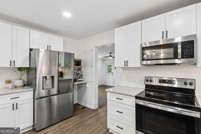 412 Derbyshire Drive, Stone Mountain, GA 30088