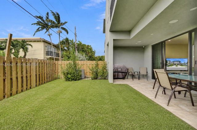 1103 NE 16th Terrace 1, Fort Lauderdale, FL 33304