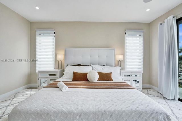 1103 NE 16th Terrace 1, Fort Lauderdale, FL 33304