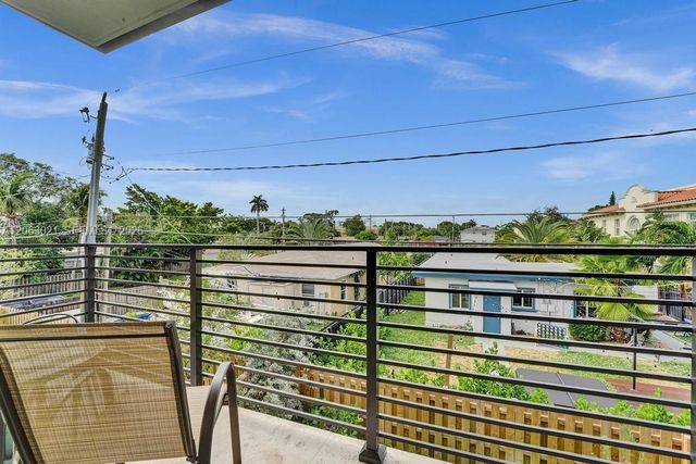 1103 NE 16th Terrace 1, Fort Lauderdale, FL 33304