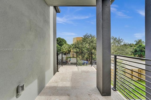 1103 NE 16th Terrace 1, Fort Lauderdale, FL 33304
