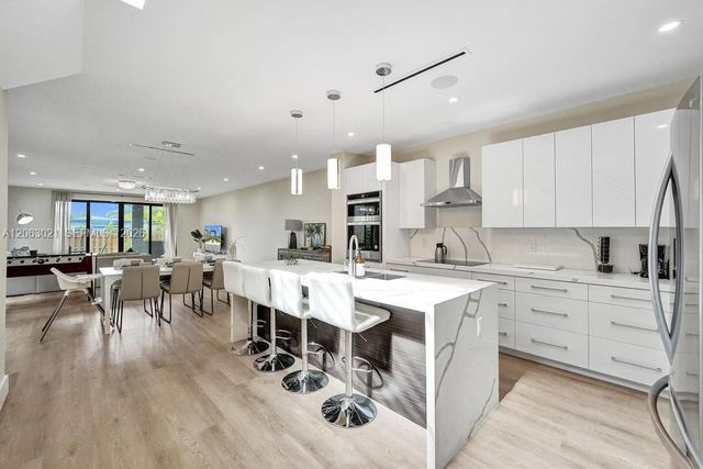 1103 NE 16th Terrace 1, Fort Lauderdale, FL 33304