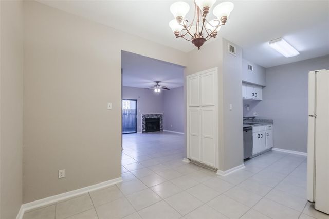 8100 Cambridge Street 101, Houston, TX 77054