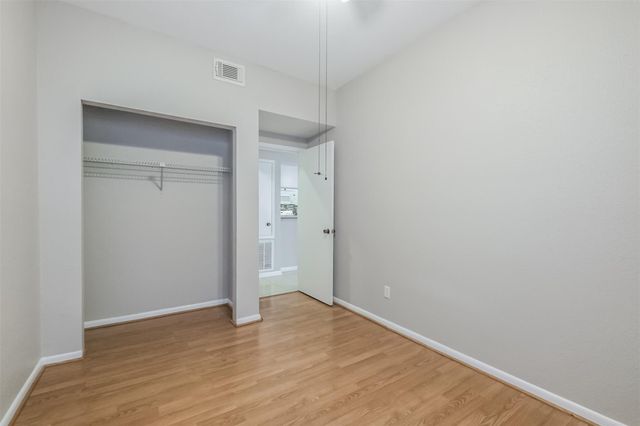 8100 Cambridge Street 101, Houston, TX 77054