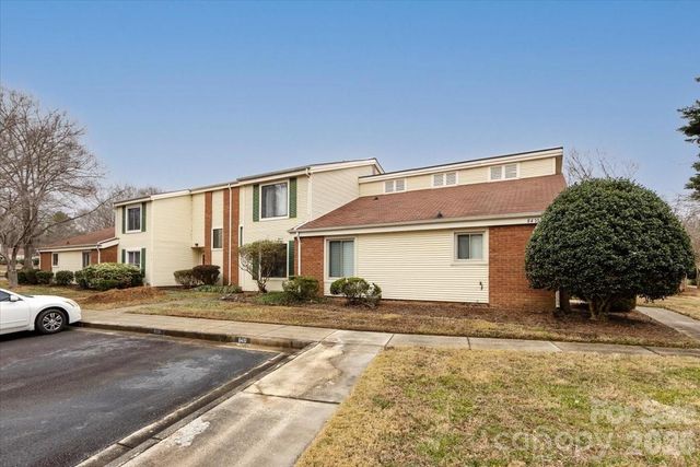 8410 Ramath Drive, Charlotte, NC 28211