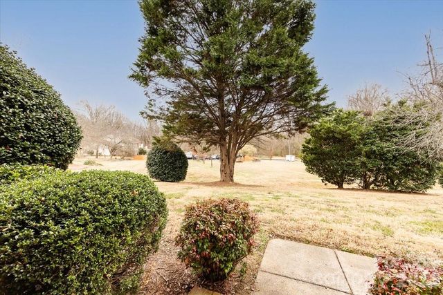 8410 Ramath Drive, Charlotte, NC 28211