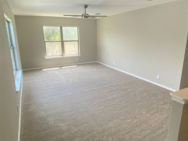 1405 Meadow PKWY, San Marcos, TX 78666
