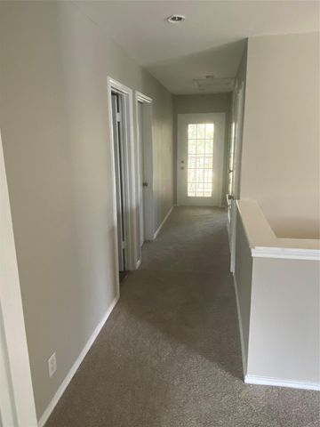 1405 Meadow PKWY, San Marcos, TX 78666