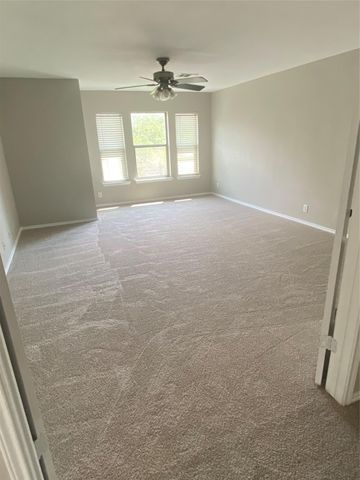 1405 Meadow PKWY, San Marcos, TX 78666