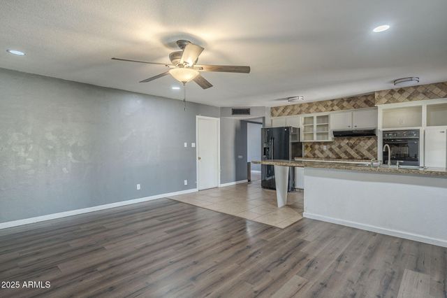3236 S Kenwood Lane, Tempe, AZ 85282