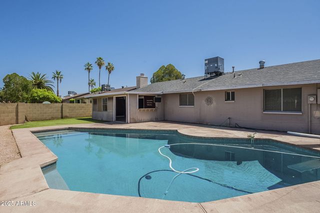 3236 S Kenwood Lane, Tempe, AZ 85282