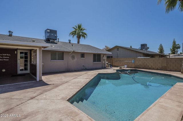 3236 S Kenwood Lane, Tempe, AZ 85282