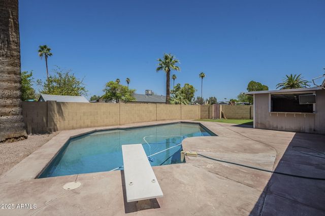 3236 S Kenwood Lane, Tempe, AZ 85282