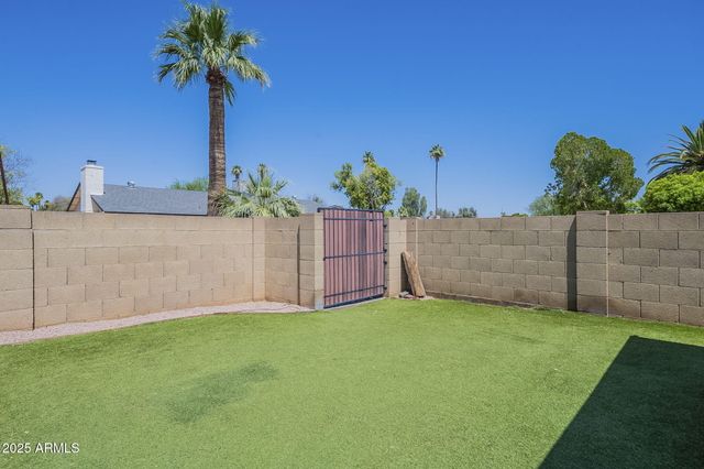 3236 S Kenwood Lane, Tempe, AZ 85282
