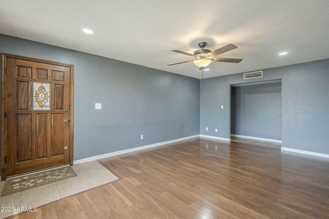 3236 S Kenwood Lane, Tempe, AZ 85282