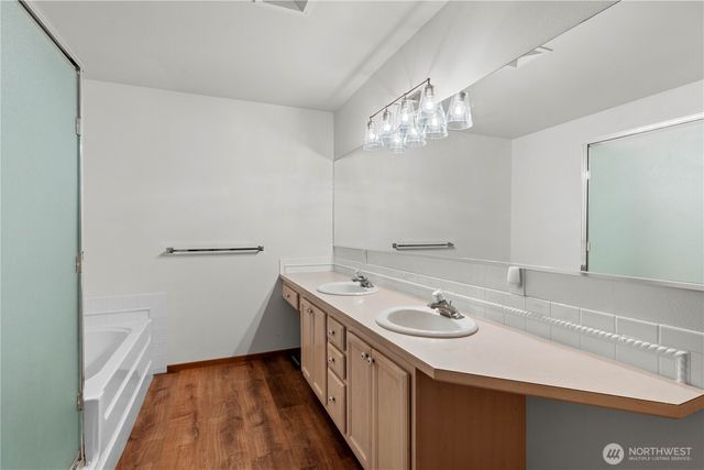 527 Radey Street, Port Orchard, WA 98366