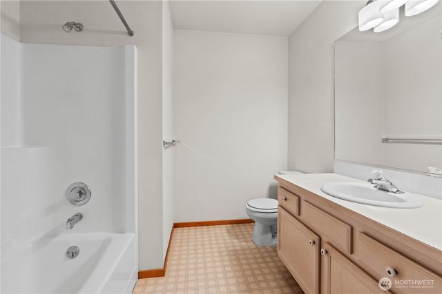 527 Radey Street, Port Orchard, WA 98366