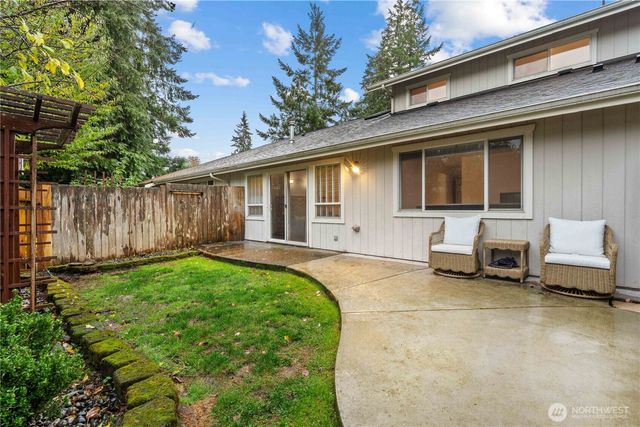 527 Radey Street, Port Orchard, WA 98366