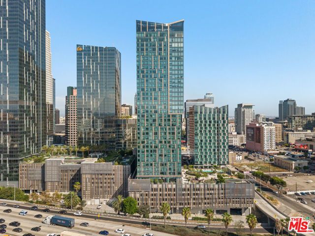 889 Francisco Street 907, Los Angeles, CA 90017