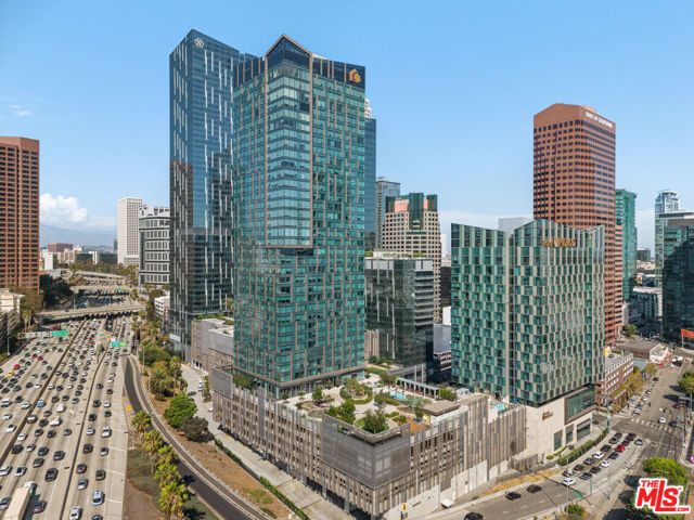 889 Francisco Street 907, Los Angeles, CA 90017