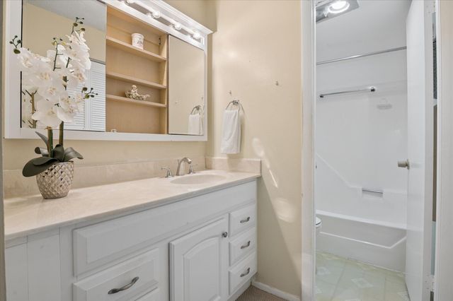 473 Lake Frances Drive, West Palm Beach, FL 33411