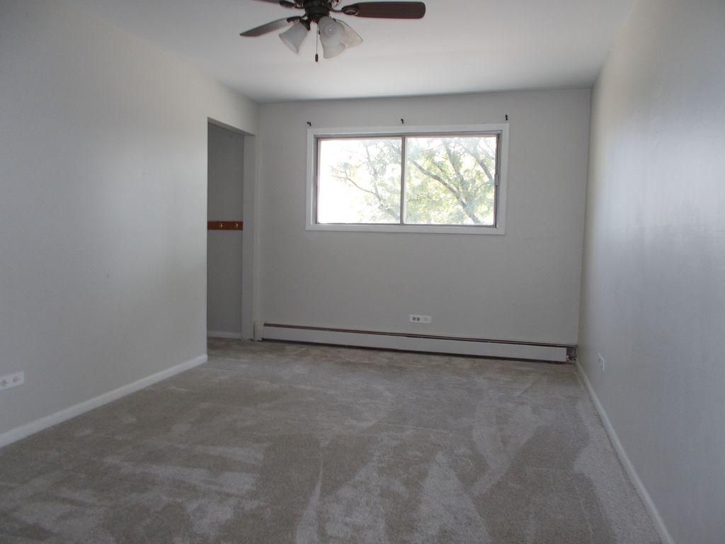 10430 Ridgeland Avenue 12, Chicago Ridge, IL 60415 — photo 4