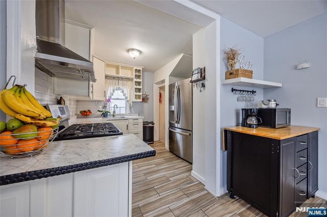 271 Forest Avenue, Englewood, NJ 07631