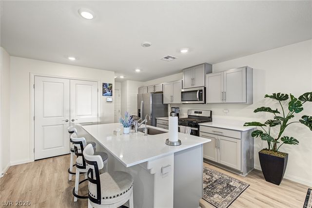 807 Calm Crystal Court, North Las Vegas, NV 89081
