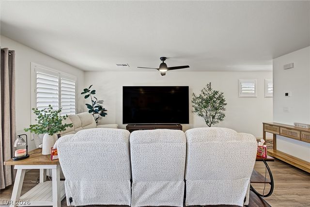 807 Calm Crystal Court, North Las Vegas, NV 89081