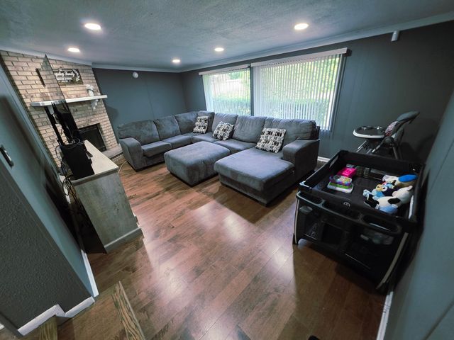 2205 Downey Road, Homewood, IL 60430