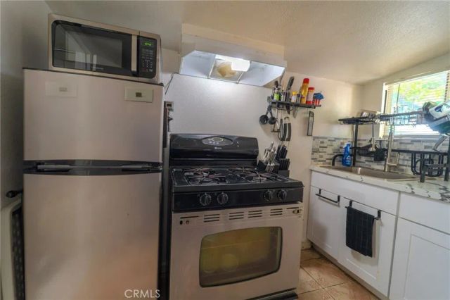 1023 N Orange, La Puente, CA 91744