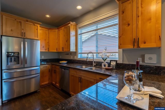 2667 NE Sonora Dr, Albany, OR 97321