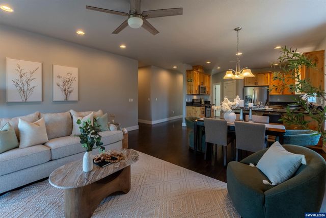 2667 NE Sonora Dr, Albany, OR 97321