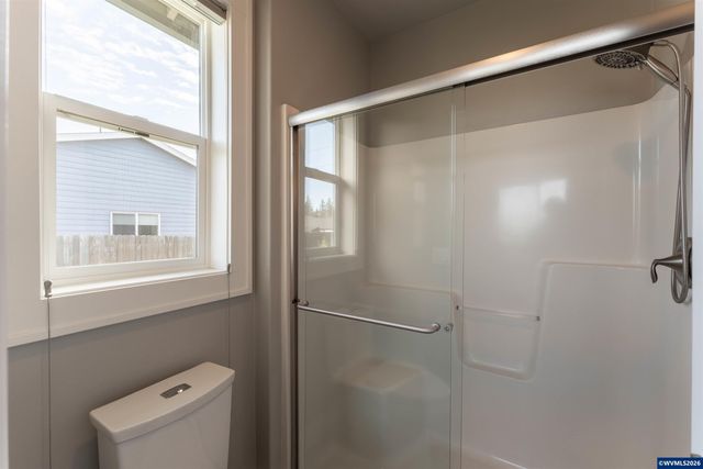 2667 NE Sonora Dr, Albany, OR 97321
