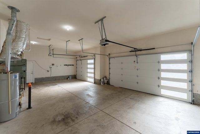 2667 NE Sonora Dr, Albany, OR 97321