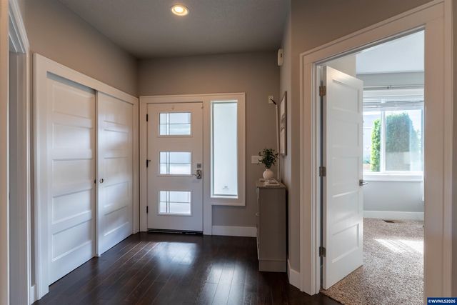 2667 NE Sonora Dr, Albany, OR 97321