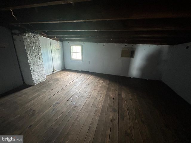 381 KING ST E, Chambersburg, PA 17201