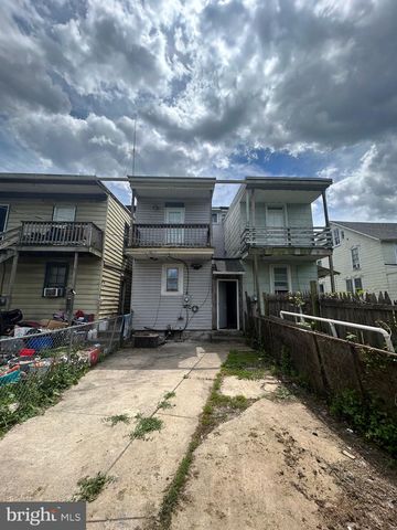 381 KING ST E, Chambersburg, PA 17201