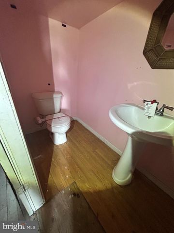 381 KING ST E, Chambersburg, PA 17201