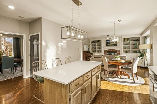 2035 NE Waterfield Place, Blue Springs, MO 64014