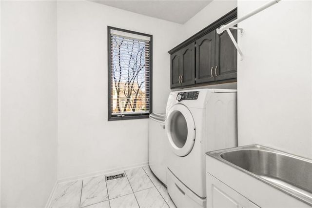 2035 NE Waterfield Place, Blue Springs, MO 64014