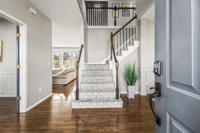 2035 NE Waterfield Place, Blue Springs, MO 64014