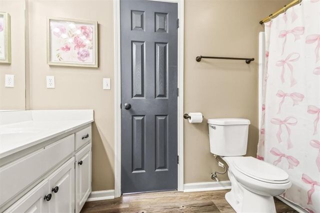 2035 NE Waterfield Place, Blue Springs, MO 64014