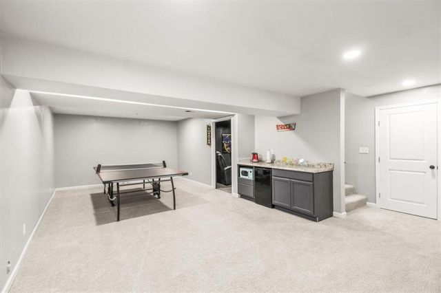 2035 NE Waterfield Place, Blue Springs, MO 64014