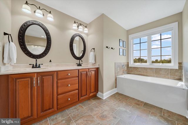 115 CHET DR, Cochranville, PA 19330